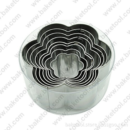8pcs Metal Flower shape cutters with plain edge